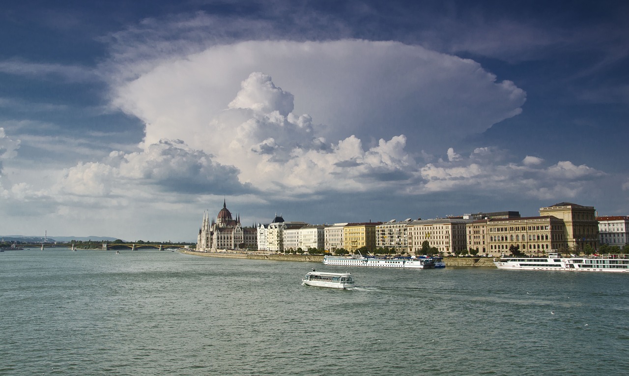 Budapest, Vengrija, Vasara, Upė, Miesto Vaizdas, Dangus, Debesys, Danube, Architektūra, Nemokamos Nuotraukos