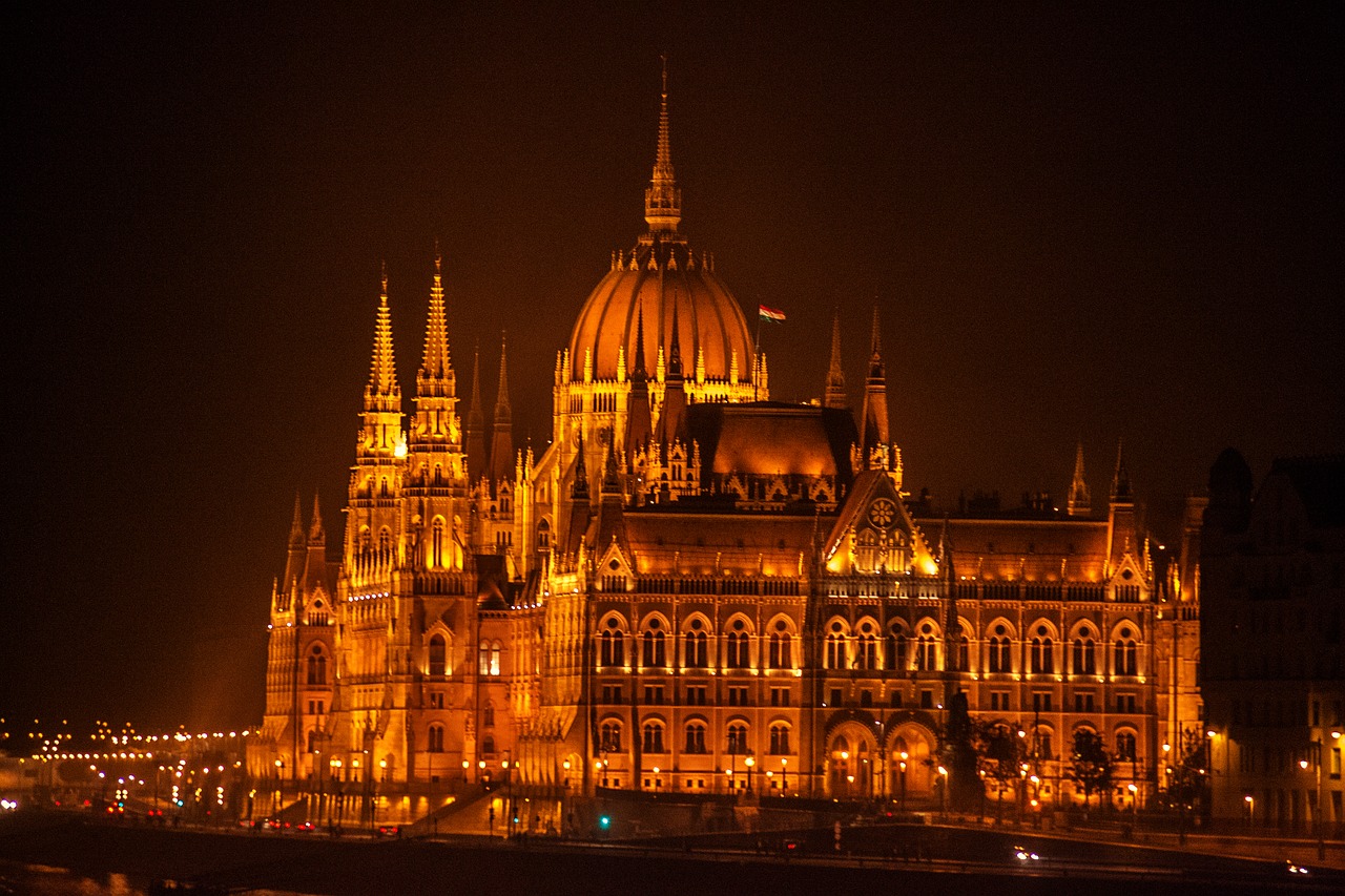 Budapešto Parlamentas, Naktį, Žibintai, Vakarinis Kraštovaizdis, Siluetas, Naktis, Vakaras, Kraštovaizdis, Miestas, Europa
