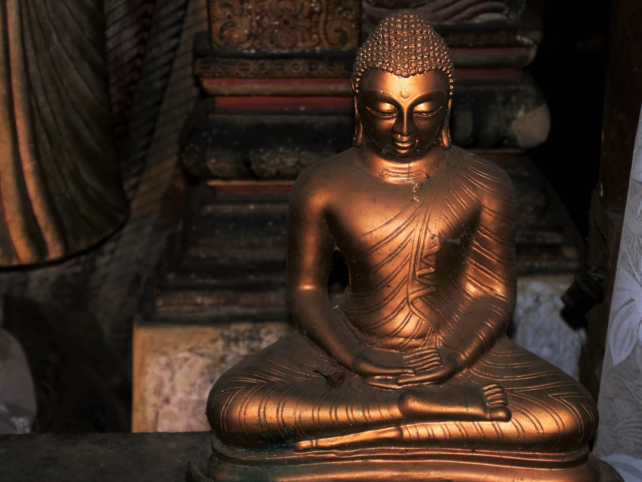 Buda,  Religija,  Skulptūra,  Meditacija,  Statula,  Dvasingumas,  Menas,  Šventykla,  Kultūra,  Kambarys