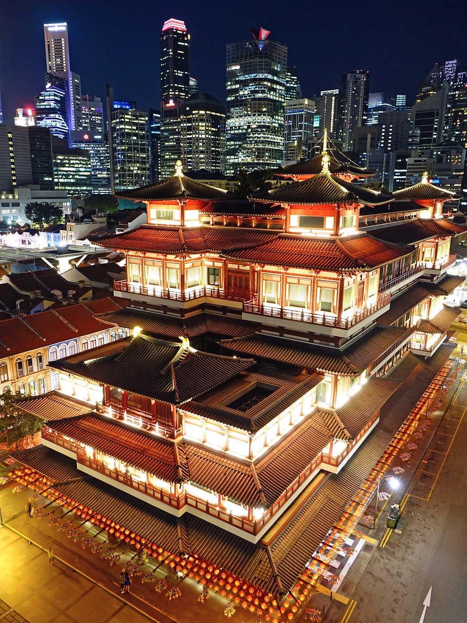Budos Danties Relikvijos Šventykla, Singapūras, Chinatown, Budizmas, Naktis, Apšvietimas, Turistų Atrakcijos, Meldžiasi, Religija, Pastatas