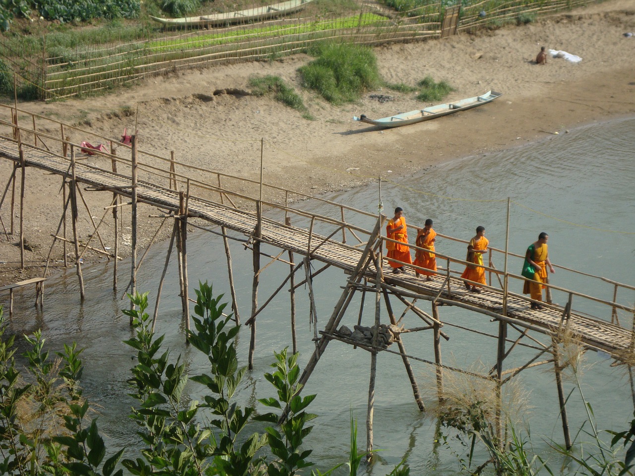 Budistinis, Vienuoliai Kirtimo Tilto, Laosas, Nemokamos Nuotraukos,  Nemokama Licenzija