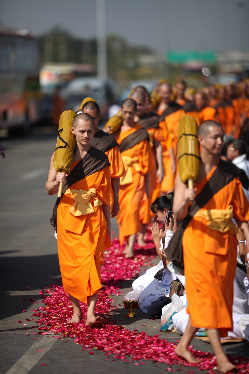 Budistams, Vienuoliai, Budizmas, Vaikščioti, Oranžinė, Drabužiai, Tajų, Budistinis, Wat, Phra Dhammakaya