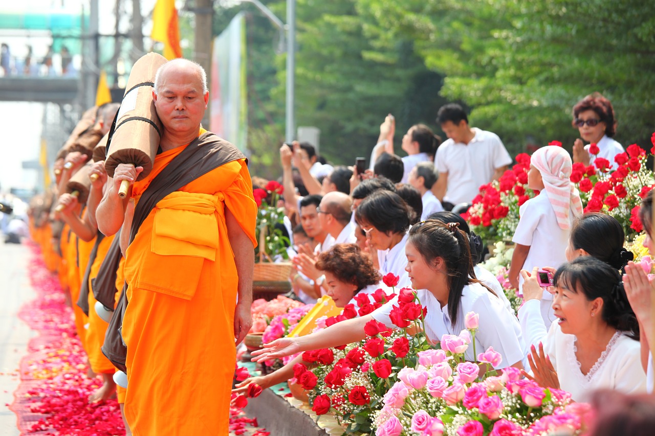 Budistams, Vienuoliai, Budizmas, Vaikščioti, Oranžinė, Drabužiai, Tajų, Wat, Phra Dhammakaya, Šventykla