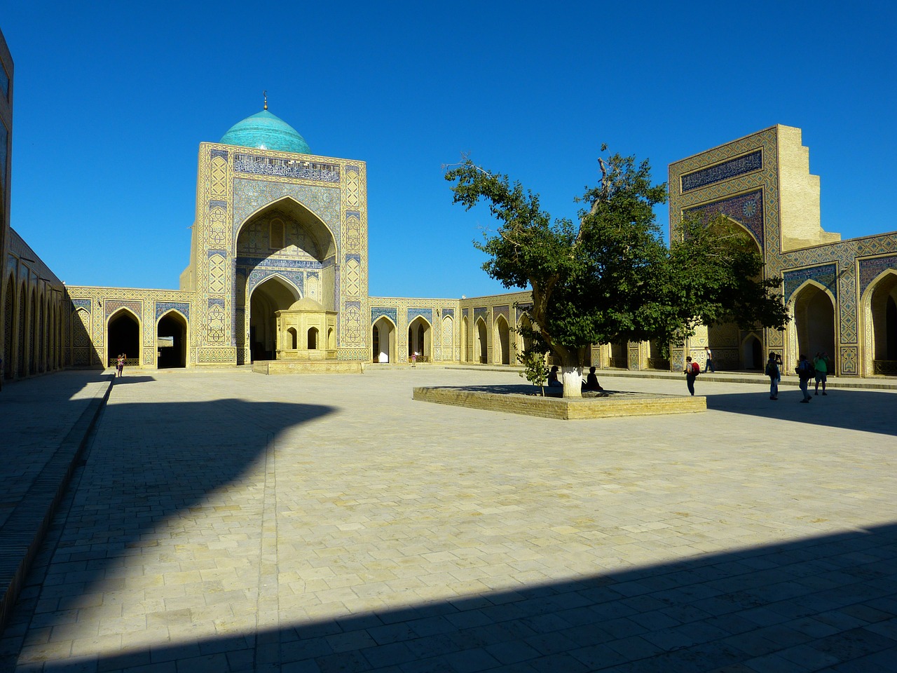 Bukhara, Mečetė, Kalono Mečetė Islamas, Kiemas, Kupolas, Pastatas, Architektūra, Maldos Namai, Mozaika, Uzbekistanas