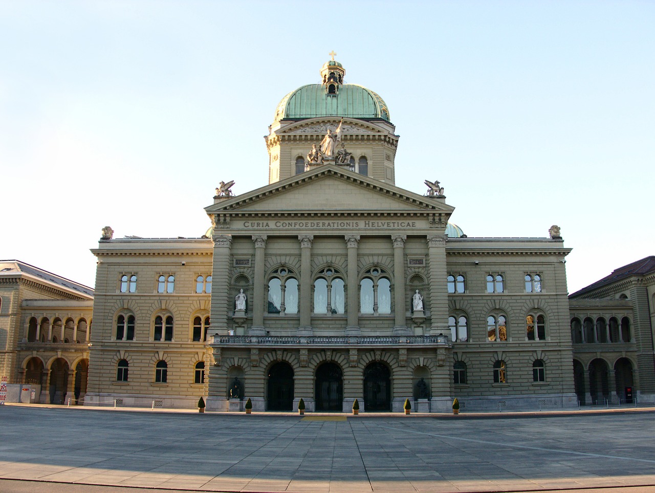 Bundeshaus, Bern, Parlamentas, Šveicarija, Konfederacija, Šveicarijos Vyriausybė, Demokratija, Bundesplatz, Miestas, Kapitalas