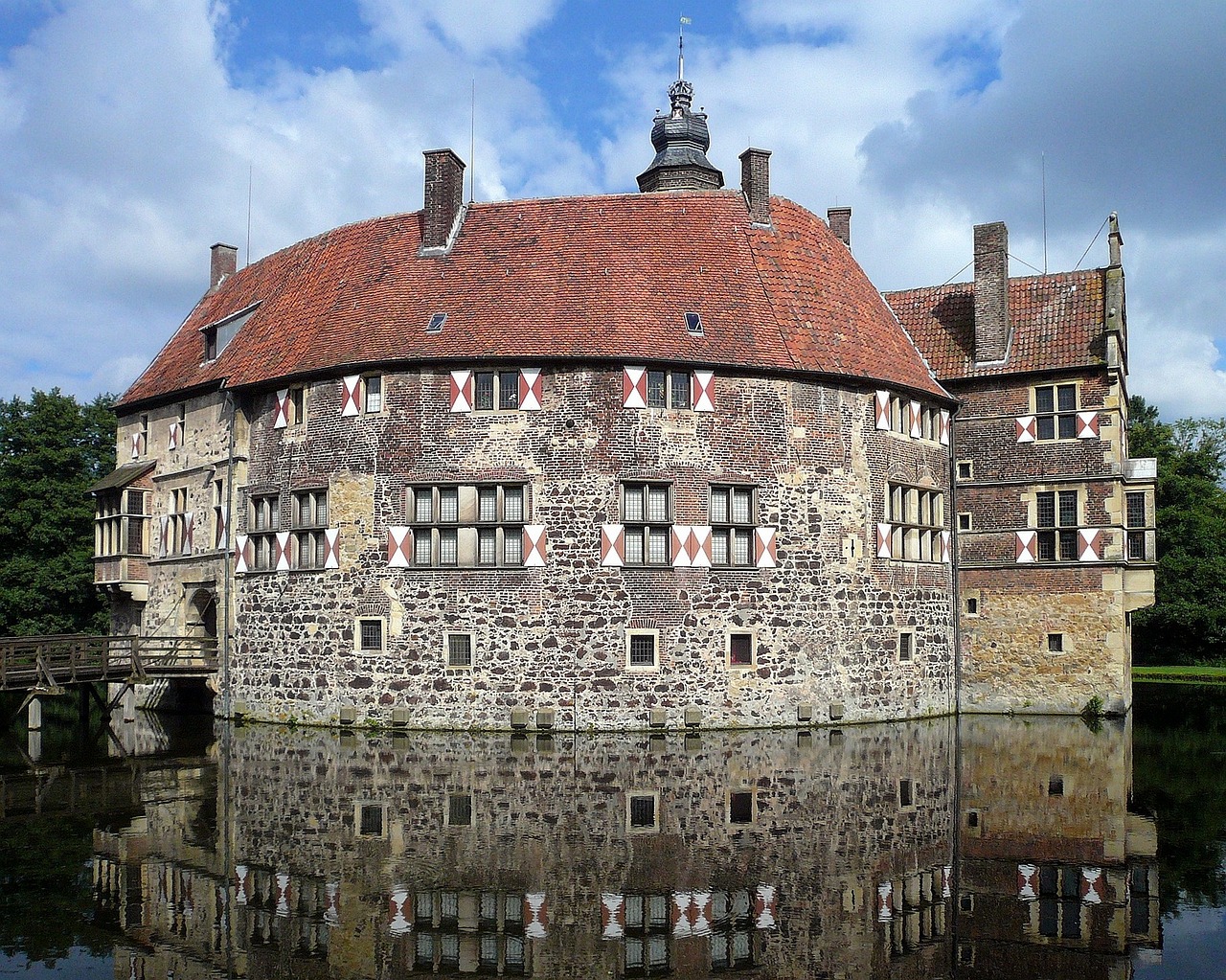 Burg Vischering, Pilis, Moat, Lüdinghausen, Vokietija, Westphalen, Vokietija, Nemokamos Nuotraukos,  Nemokama Licenzija