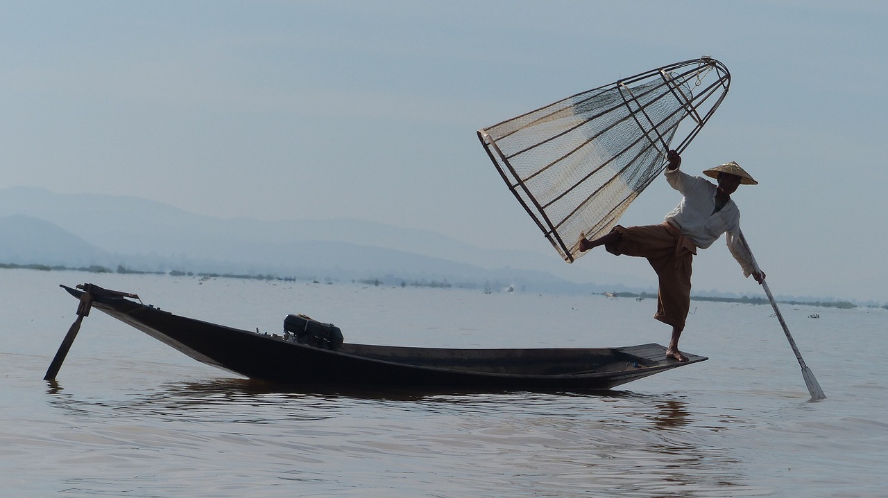 Burma, Ežero Inle, Žvejys, Mianmaras, Ežeras, Valtis, Nemokamos Nuotraukos,  Nemokama Licenzija