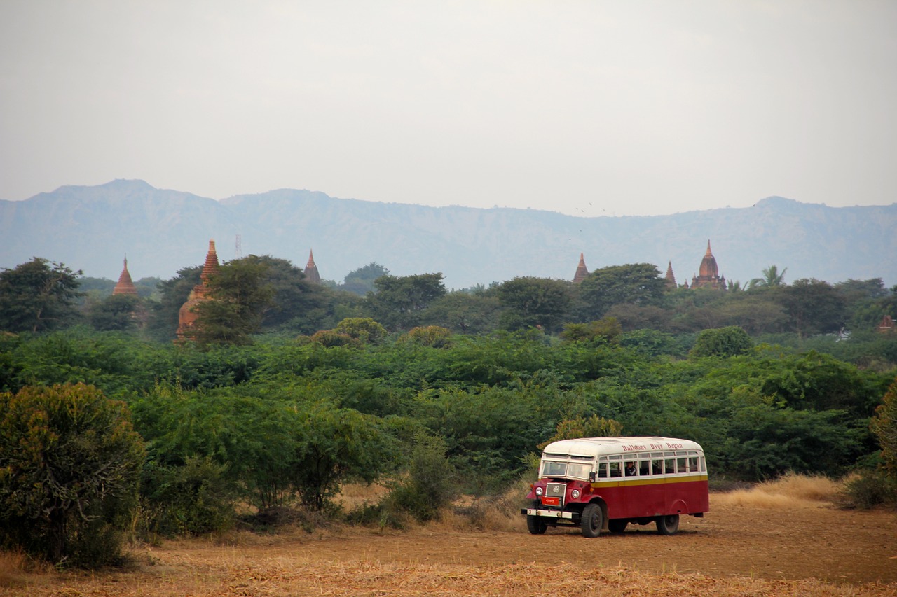 Autobusas, Pagoda, Mianmaras, Burma, Asija, Bagan, Plytos, Budizmas, Šventykla, Šventyklos Kompleksas