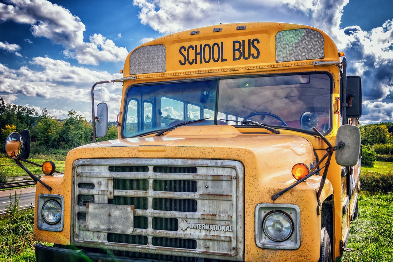 Autobusas, Mokyklinis Autobusas, Transporto Priemonė, Amerikietis, Usa, Vaikai, Geltona, Senas, Sunkvežimis, Nešiotis