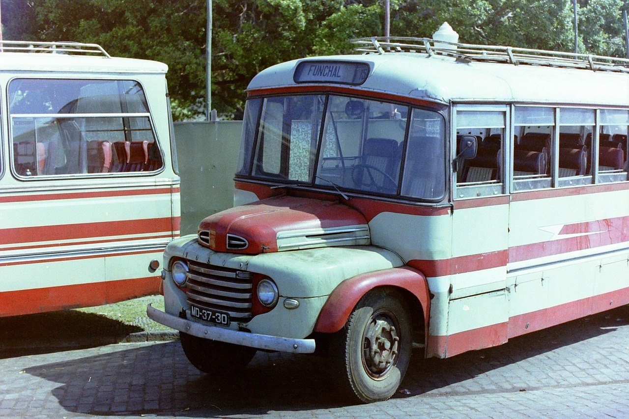 Autobusas, Aptarnavimo Autobusas, Amžius, Transporto Priemonė, Oldtimer, Automatinis, Senas, Nemokamos Nuotraukos,  Nemokama Licenzija