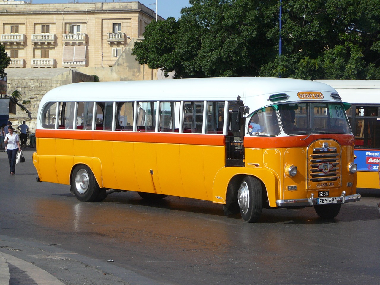 Autobusas, Geltona, Vintage, Transportas, Transporto Priemonė, Kelionė, Visuomenė, Važiuoti, Kelionė, Malta
