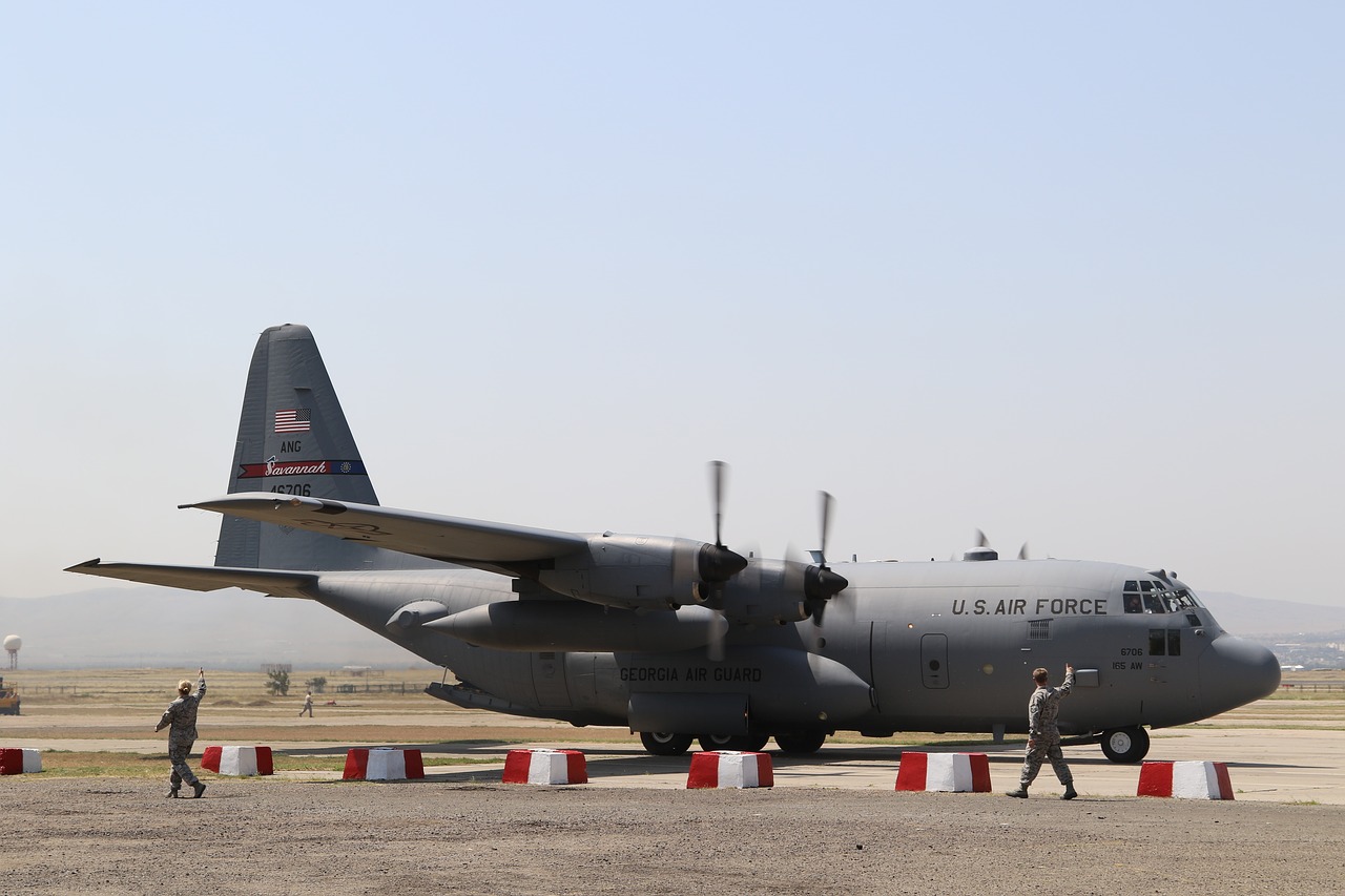C-130, Hercules, Orlaivis, Aviacija, Krovininiai Orlaiviai, Nemokamos Nuotraukos,  Nemokama Licenzija