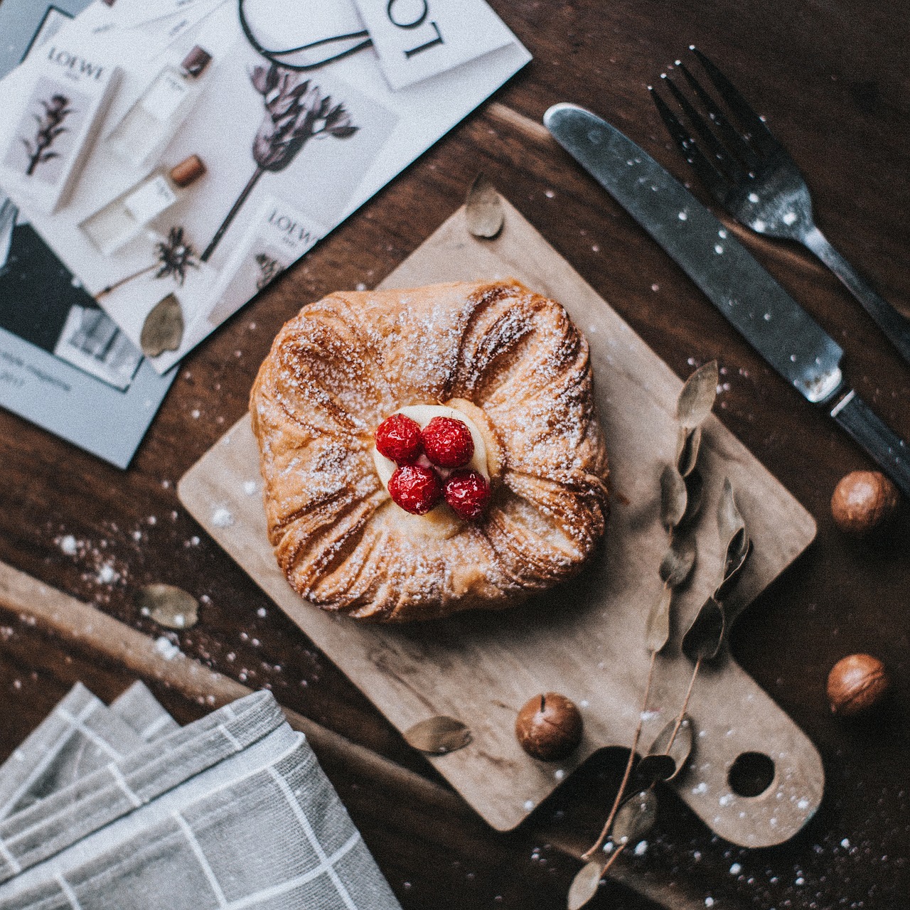 Tortas, Pusryčiai, Rutulys, Virimo, Virtuvė, Pjaustymo Lenta, Šakutė, Peilis, Indai, Pjaustymo Lentelė