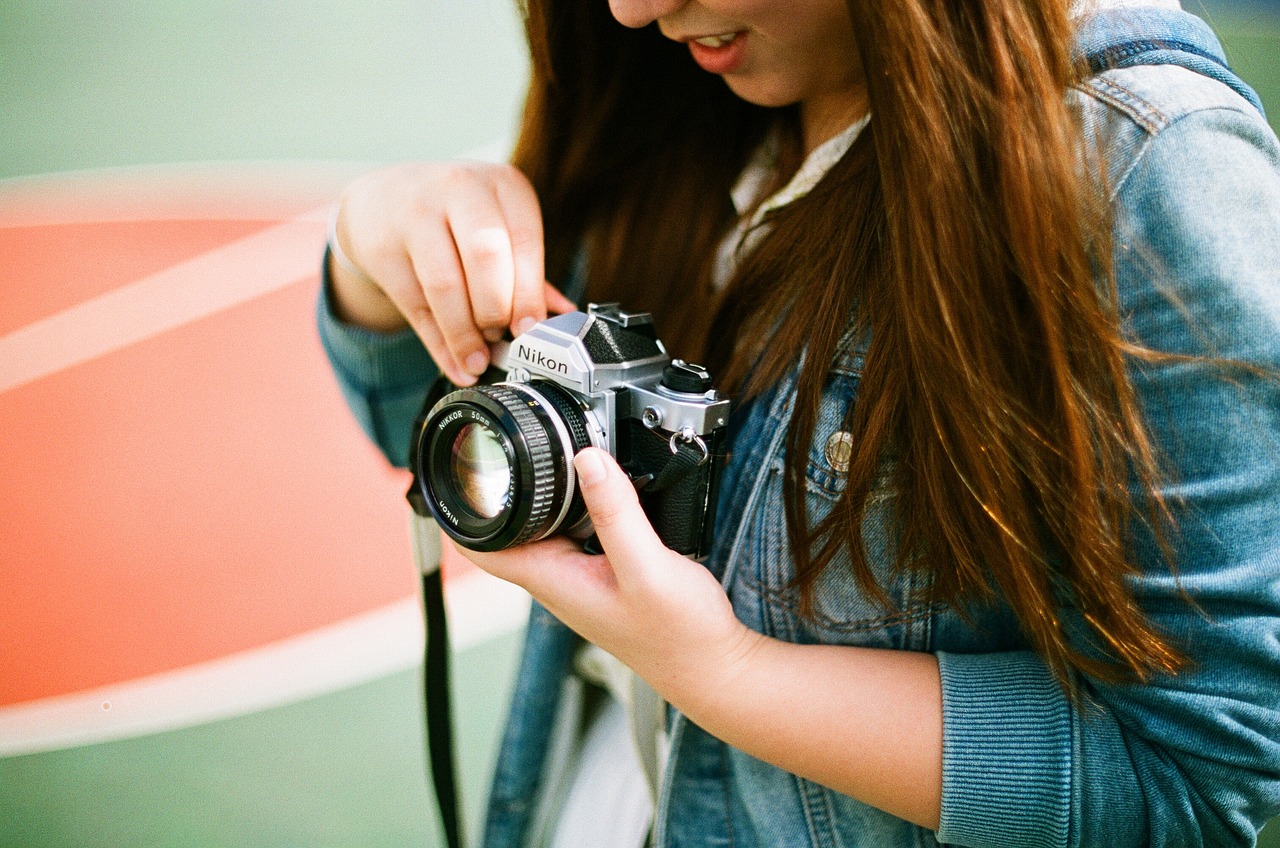 Fotoaparatas, Objektyvas, Fotografija, Fotografas, Žmonės, Mergaitė, Nemokamos Nuotraukos,  Nemokama Licenzija