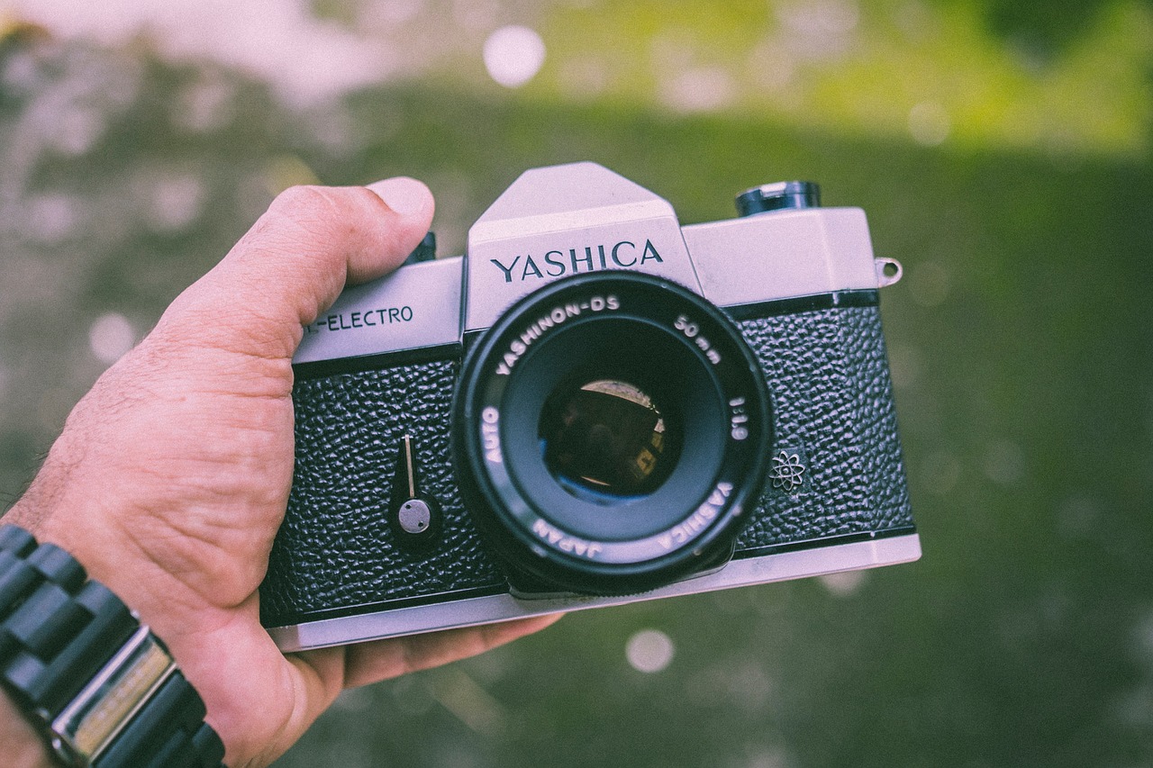 Fotoaparatas, Vintage, Fotografija, Fotografas, Žmonės, Ranka, Filmas, Nemokamos Nuotraukos,  Nemokama Licenzija