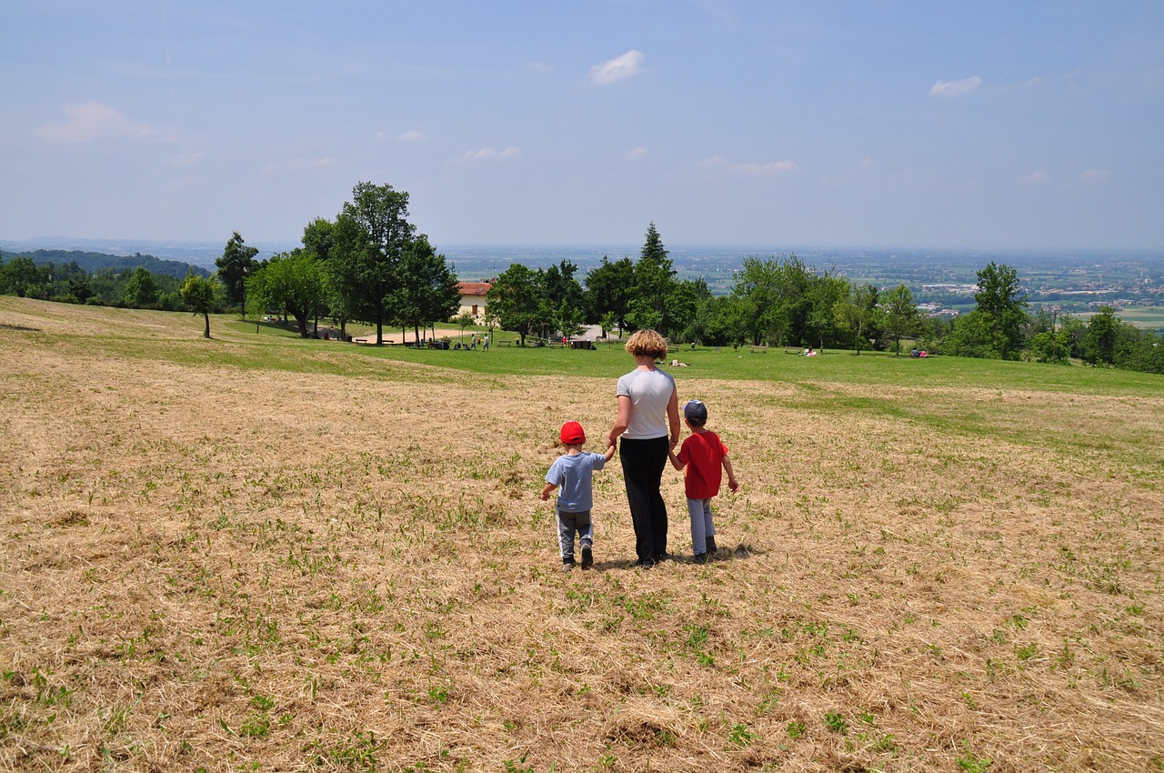 Vaikščioti, Žalias, Laukas, Appennino, Motina, Berniukai, Sūnūs, Mažas, Kampanija, Nemokamos Nuotraukos