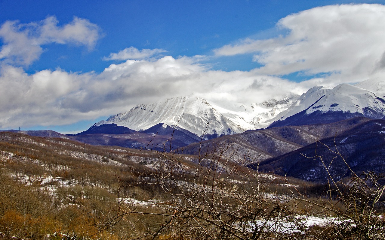 Campotosto, Laquila, Abruzzo, Italy, Abruzzo Nacionalinis Parkas, Abruzzo Nacionalinis Parkas, Gran Sasso, Apennines, Kalnas, Kraštovaizdis