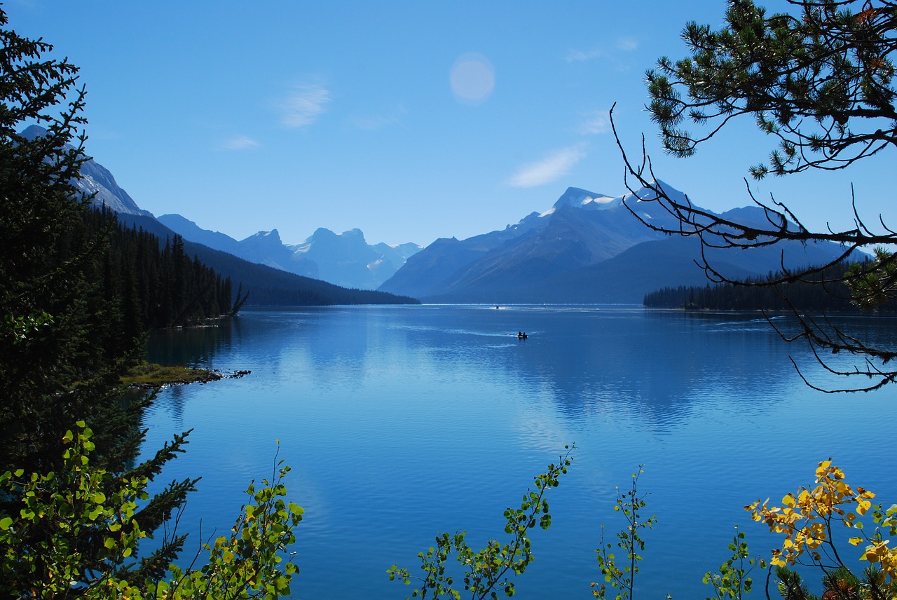 Kanada, Ežeras, Mėlynas, Kalnai, Gamta, Miškas, Britų Kolumbija, Nacionalinis Parkas, Veidrodis, Gražus