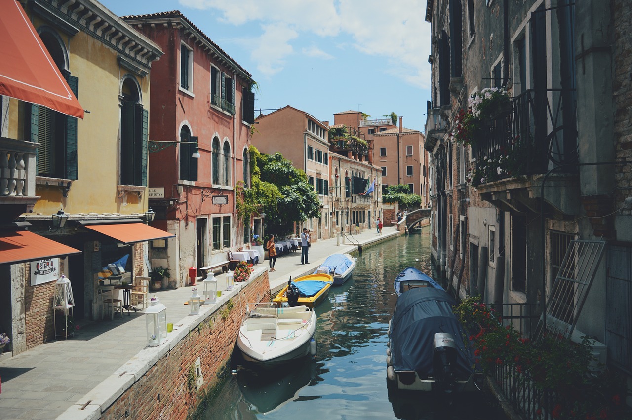 Kanalas, Venecija, Italy, Valtys, Miesto Panorama, Architektūra, Vanduo, Pastatai, Namai, Lauke