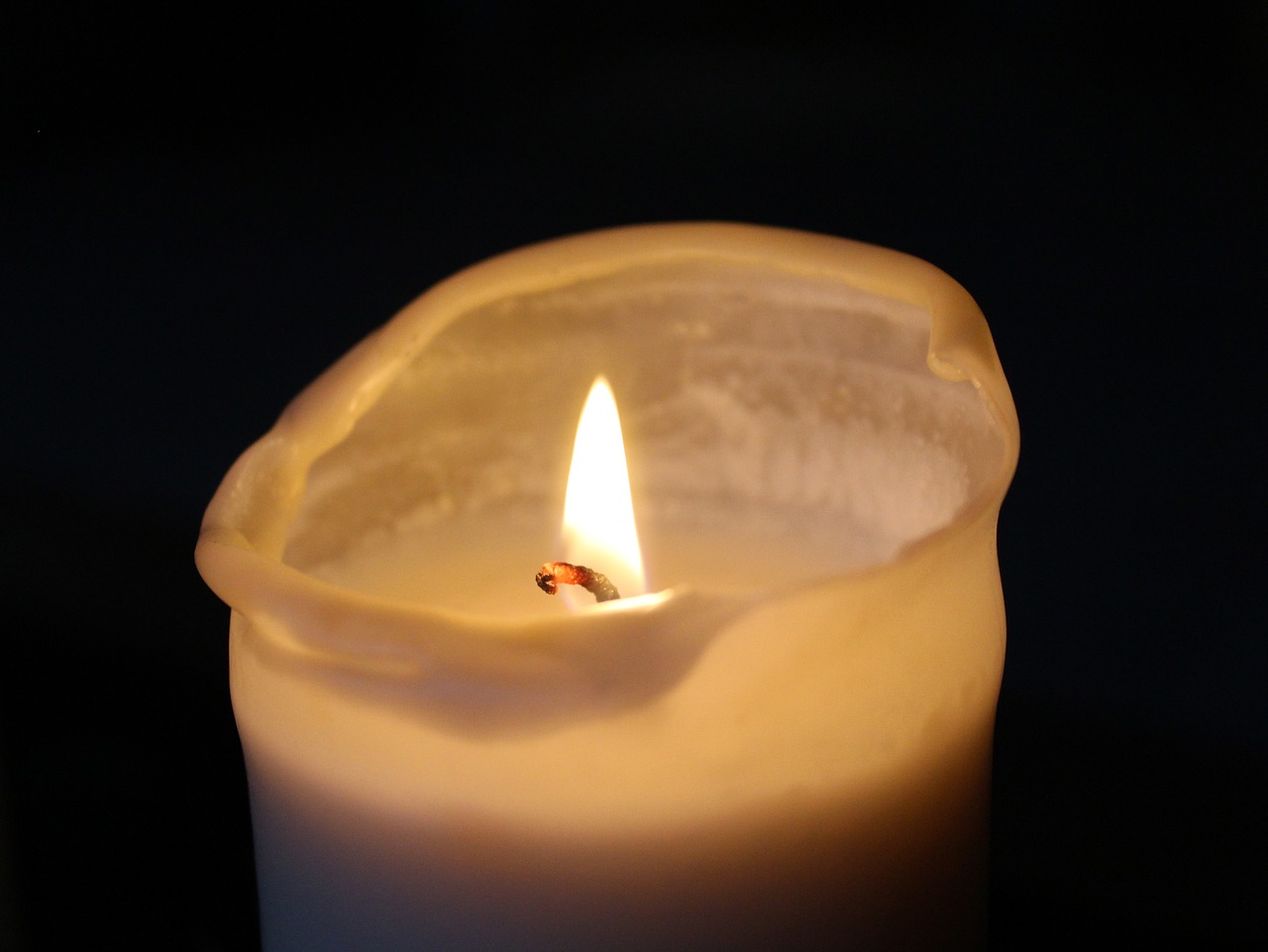 Žvakė, Gedulas, Šviesa, Žvakių Šviesa, Atmintis, Paminėti, Prisiminime, Malonumas, Liūdesys, Liepsna