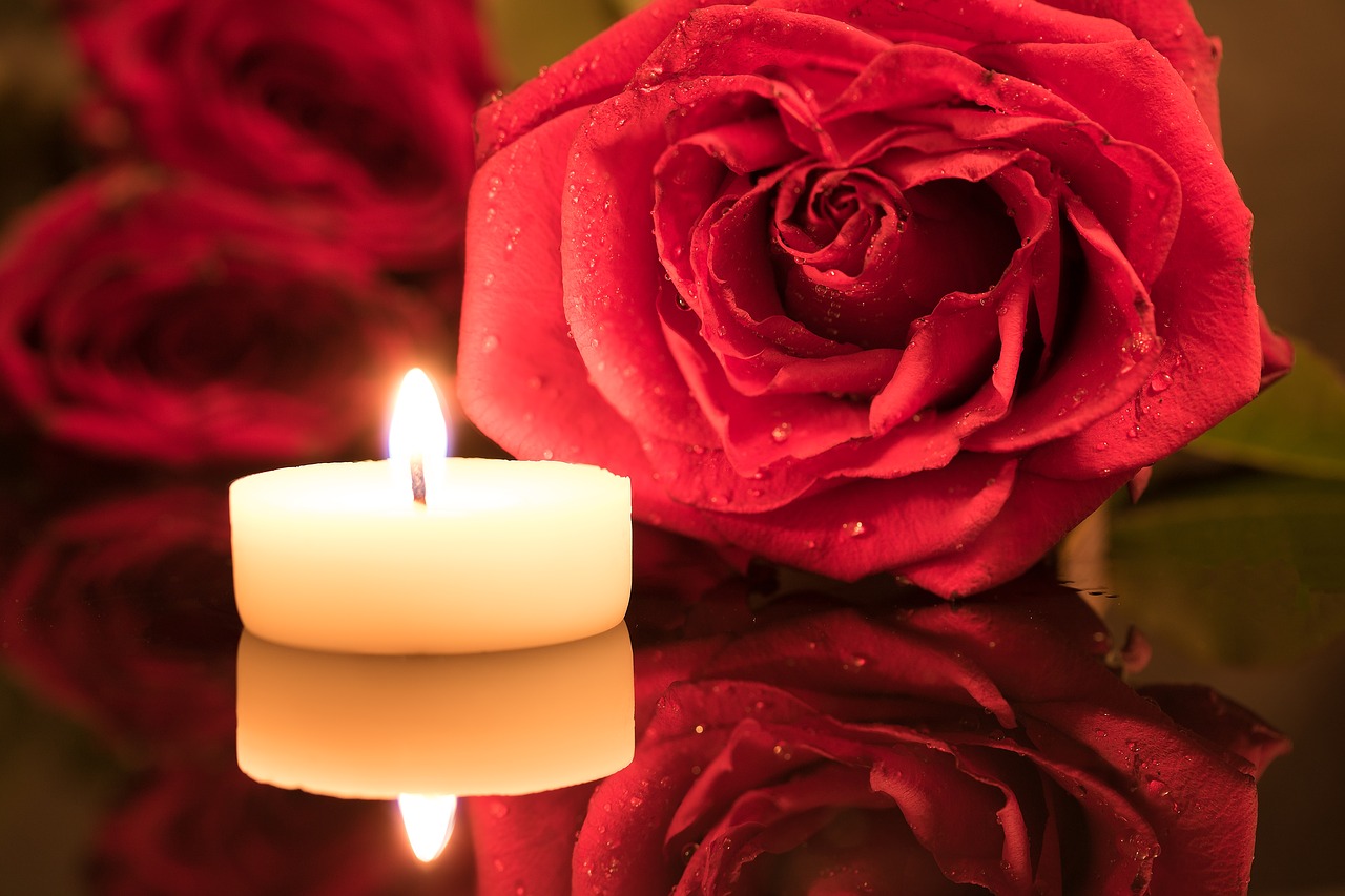 Žvakė, Raudona Roze, Žvakių Šviesa, Rožė, Lašas Vandens, Nostalgiškas, Šviesa, Romantiškas, Nuotaika, Tealight