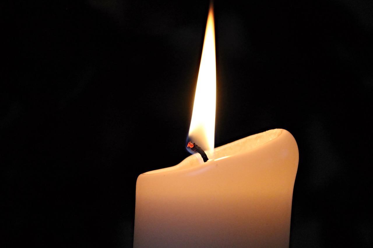 Žvakė, Memorialinė Žvakė, Auka Žvakė, Šviesa, Paminėti, Liepsna, Tikėjimas, Bažnyčia, Kontempliatyvas, Sąskaitą