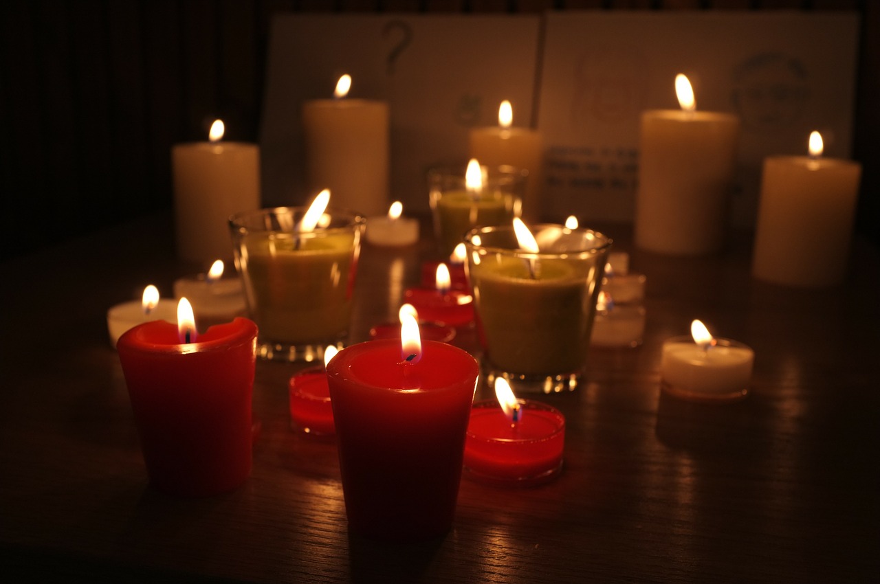 Žvakė, Žvakių Šviesa, Ramus, Žvakių Šviesa, Vaškas, Romantika, Taika, Žvakės, Ugnis, Naktis