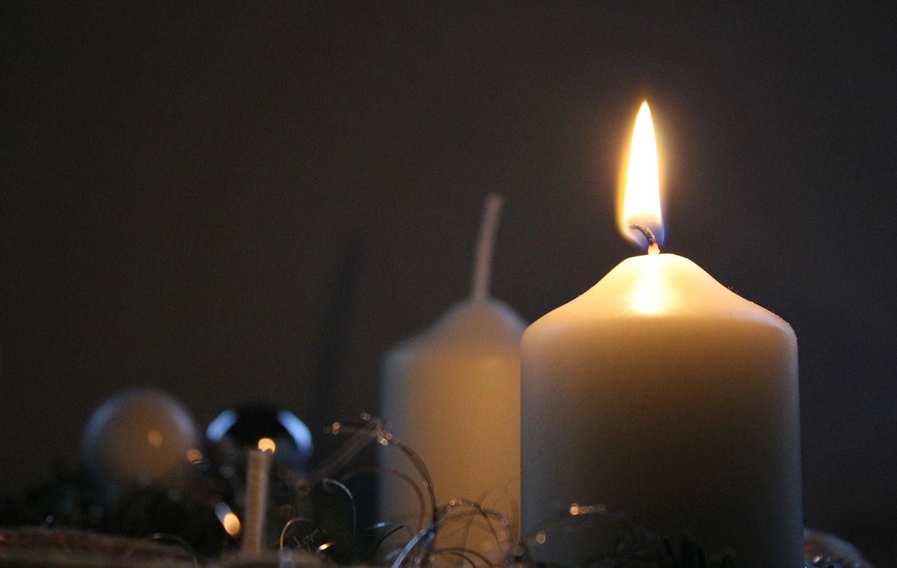 Žvakė, Šviesa, Liepsna, Kalėdos, Adventas, Žvakių Šviesa, Kalėdų Motyvas, Nemokamos Nuotraukos,  Nemokama Licenzija