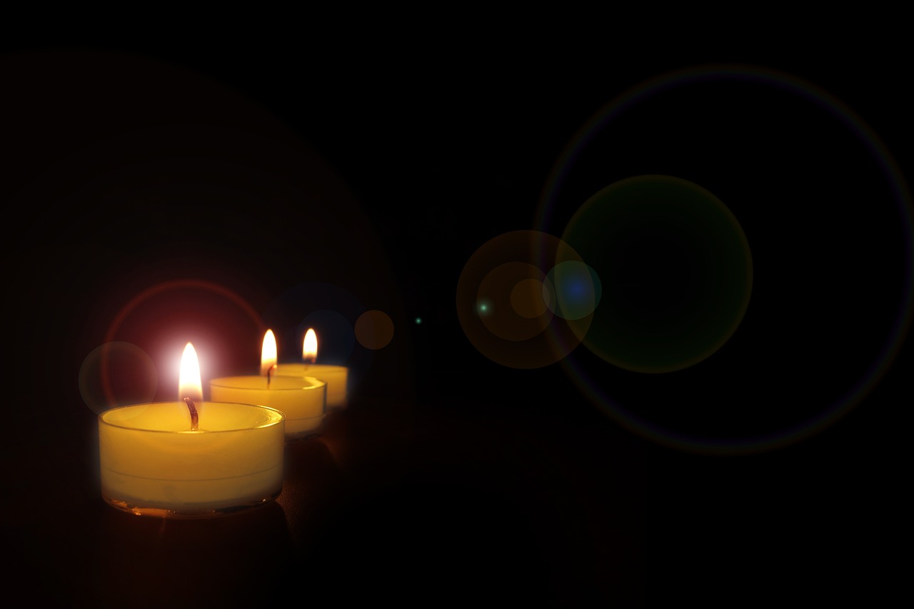 Žvakių Šviesa, Žvakės, Romantiškas, Šviesa, Vaškas, Žvakidė, Wick, Romantika, Nuotaika, Arbatos Žvakės