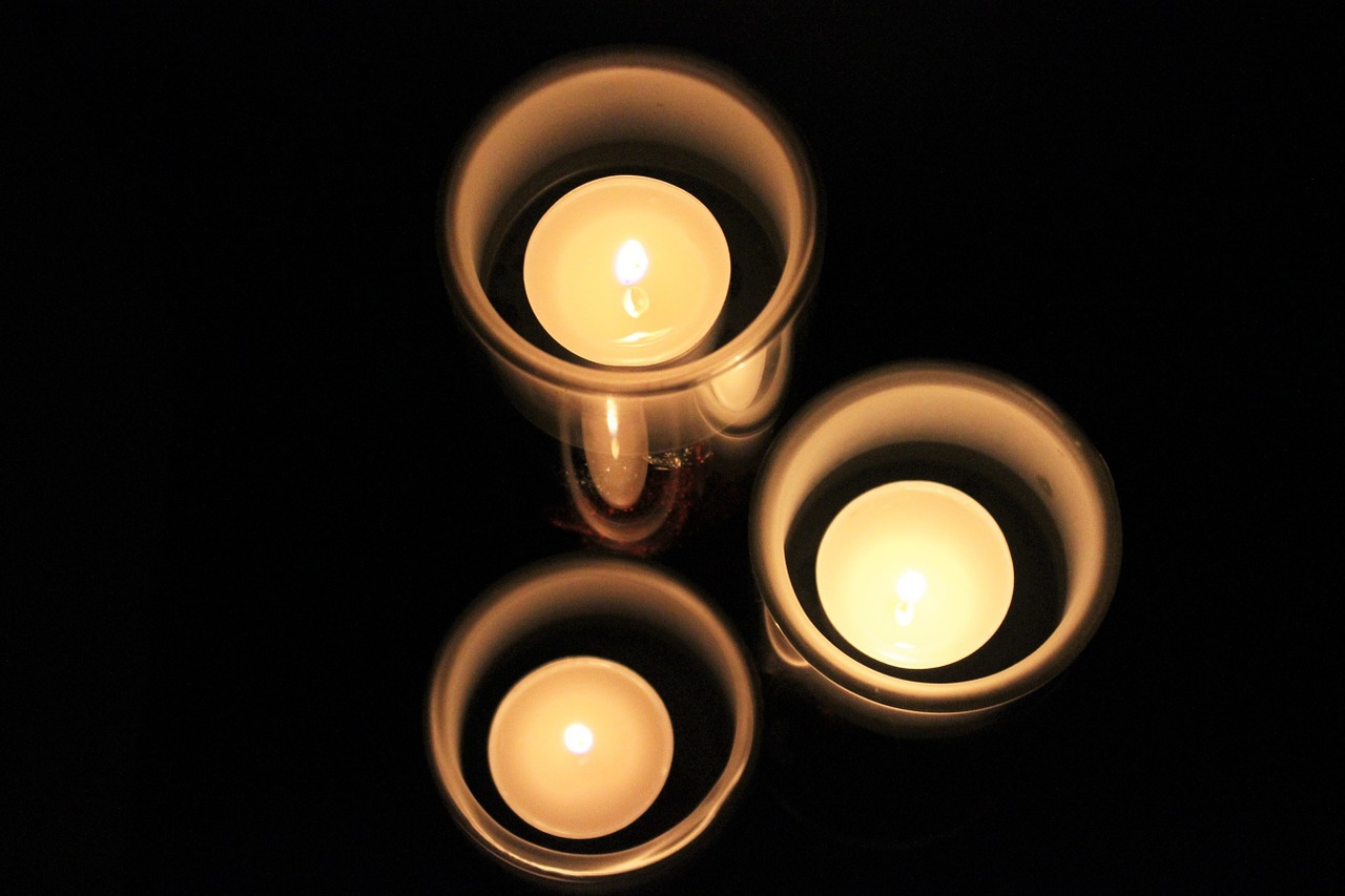 Žvakės, Tealight, Arbatos Žvakės, Šviesa, Romantiškas, Deginti, Žvakių Šviesa, Tikėjimas, Nemokamos Nuotraukos,  Nemokama Licenzija