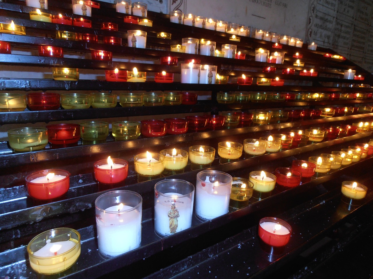 Žvakės, Malda, Bažnyčia, Tikėjimas, Žibintai, Šviesa, Žvakių Šviesa, Notre Dame, Notre Dame De La Garde, Donorystė