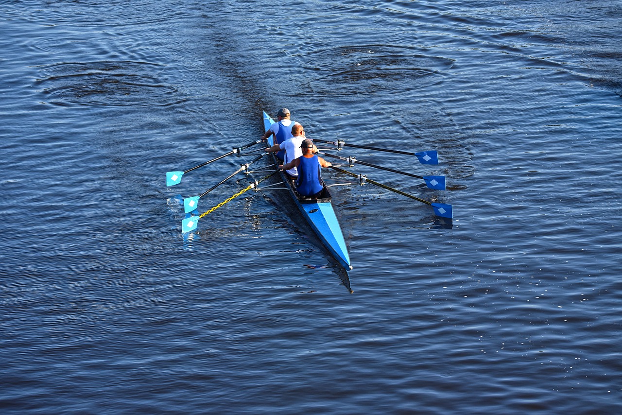 Baidarių,  Irkluotojai,  Irklavimas,  Sportas,  Mokymas,  Poilsio,  Varzybos,  Žmogus,  Vyras,  Trys Vyrai Valtis