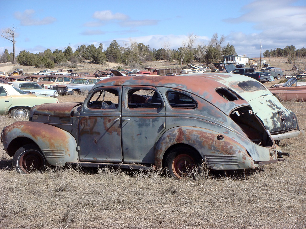 Automobilis, Automobilio Avarija, Oldtimer, Transporto Priemonė, Automobiliai, Klasikinis Automobilis, Nuolaužos, Rūdys, Senas Automobilis, Rusted