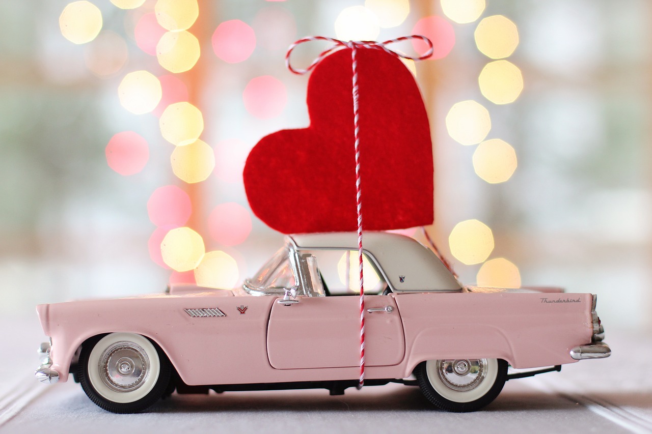 Automobilis, Automatinis, Valentino Diena, Širdis, Griaustinis Paukštis, Vintage, Senovinis Automobilis, Automobilis, Transporto Priemonė, Romantiškas