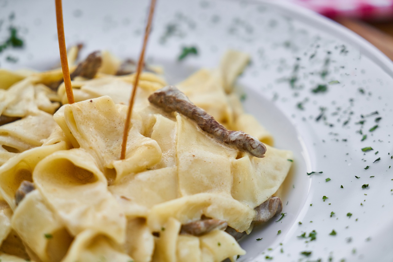 Carb, Makaronai, Tešla, Skanus, Gražus, Sveikas Maistas, Maisto Nuotrauka, Fonas, Mityba, Išsamiai