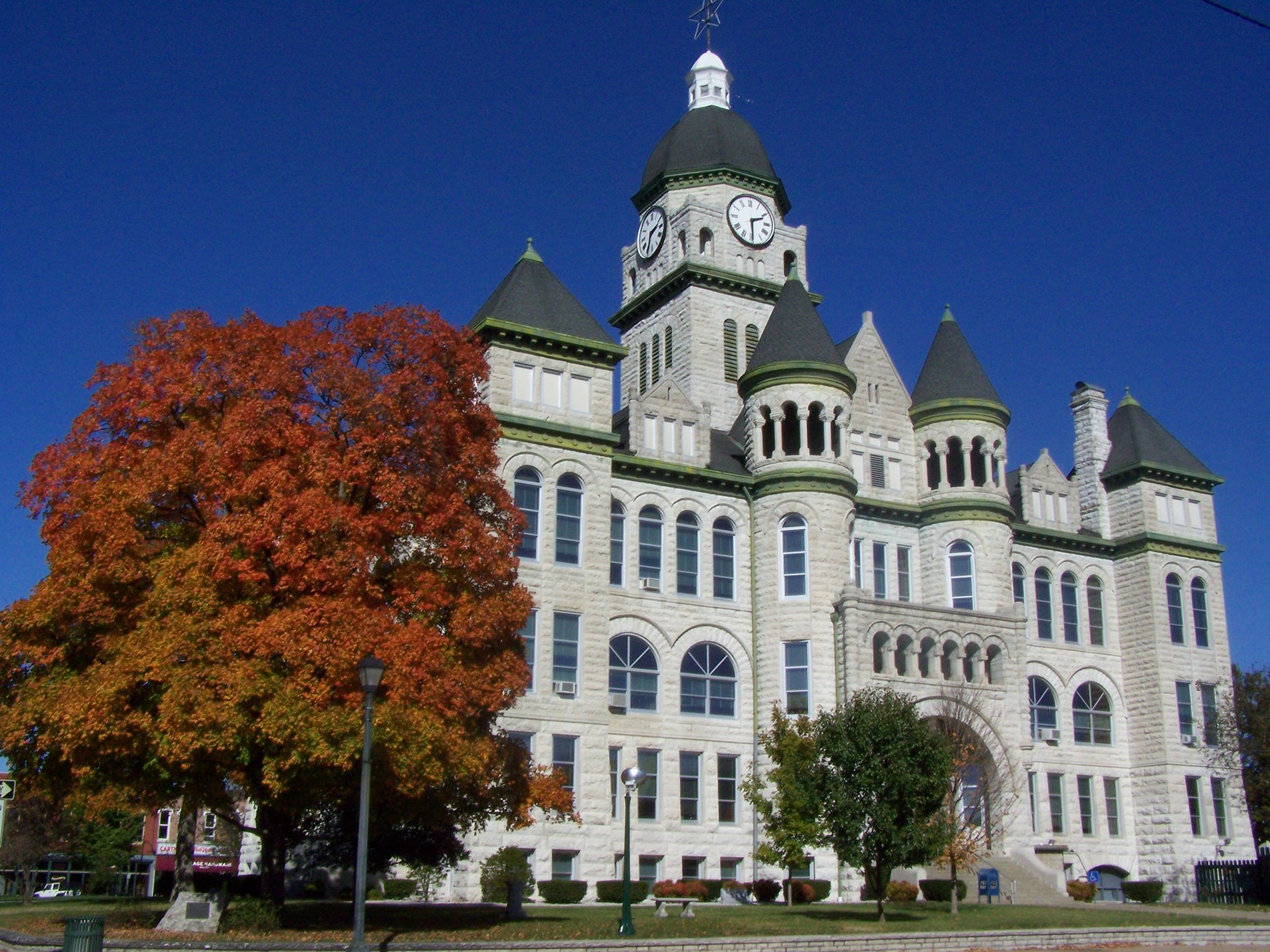 Carthage & Nbsp,  Missouri,  Rudenį & Nbsp,  Lapai,  Teismo Rūmai,  Garsūs & Nbsp,  Pastatai,  Castlehage Courthouse, Nemokamos Nuotraukos,  Nemokama Licenzija