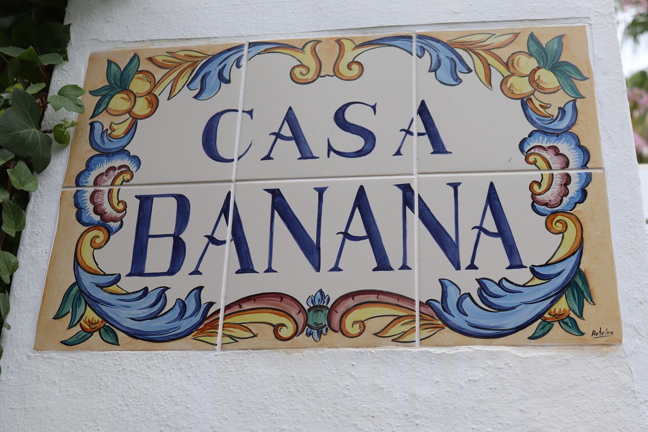 Casa, Bananas, Skydas, Durų Ženklas, Viduržemio Jūros, Plytelės, Šrifto, Ispanija, Menas, Namai