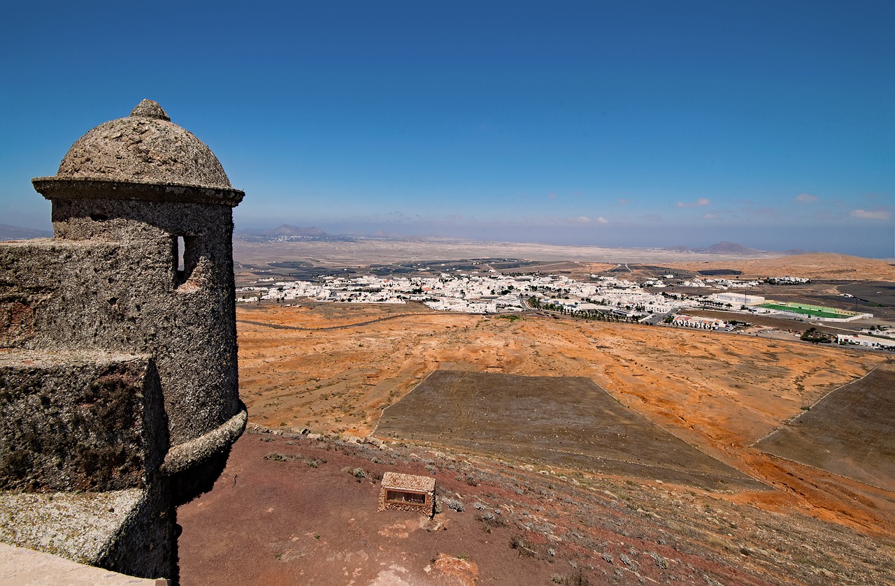 Castillo De Santa Barbara, Teguise, Lanzarote, Kanarų Salos, Ispanija, Afrika, Kraštovaizdis, Gamta, Lankytinos Vietos, Miestas