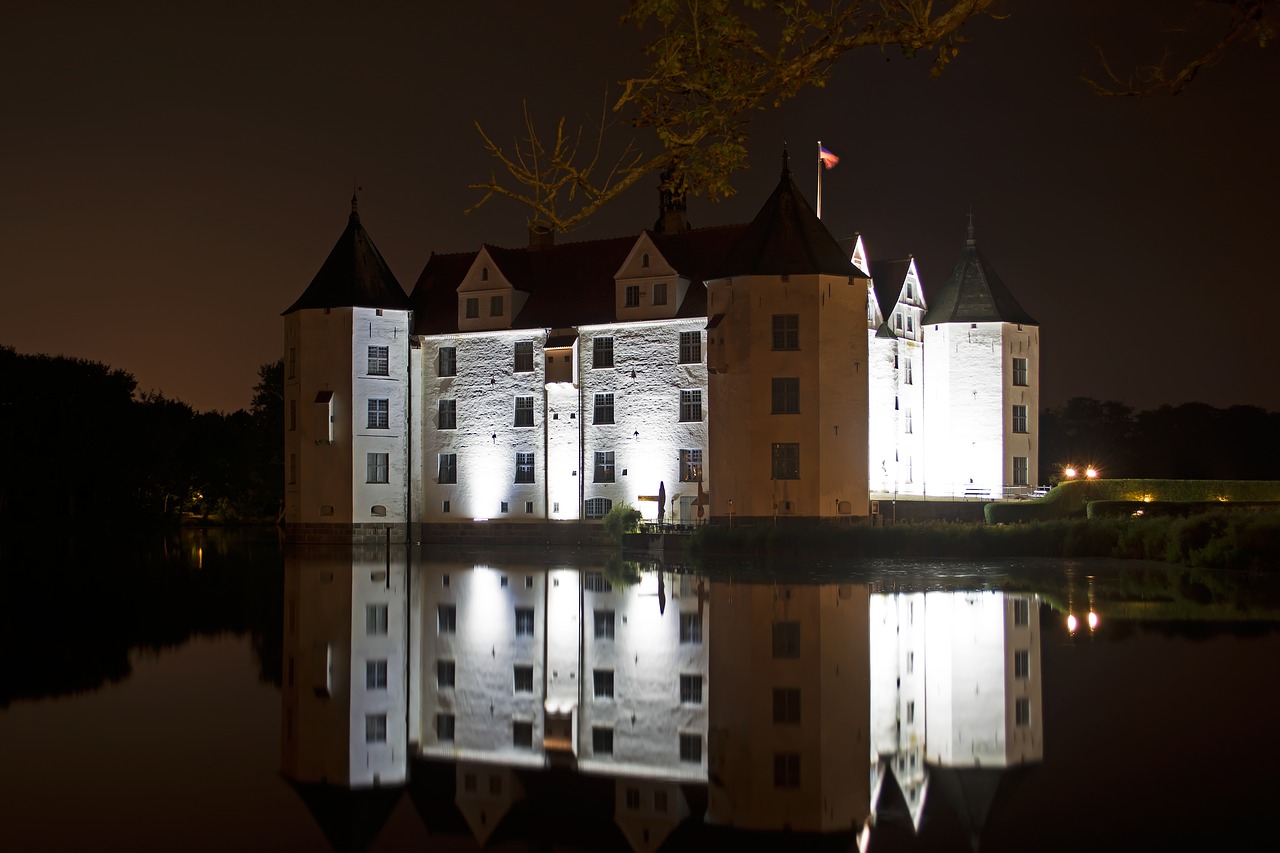 Pilis, Glücksburg, Moatiška Pilis, Veidrodis, Meklenburgas, Wasserschloss Glücksburg, Nemokamos Nuotraukos,  Nemokama Licenzija