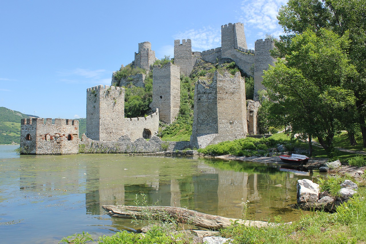 Pilis, Kraštovaizdis, Golubacas, Gamta, Serbija, Šerdapas, Djerdap, Kelionė, Natūralus, Žalias