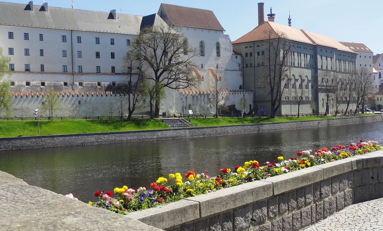 Pilis,  Alaus Darykla,  Čekija,  Architektūra,  Vandens,  Statyba,  Kelionė,  Turizmas,  Namas,  Miestas