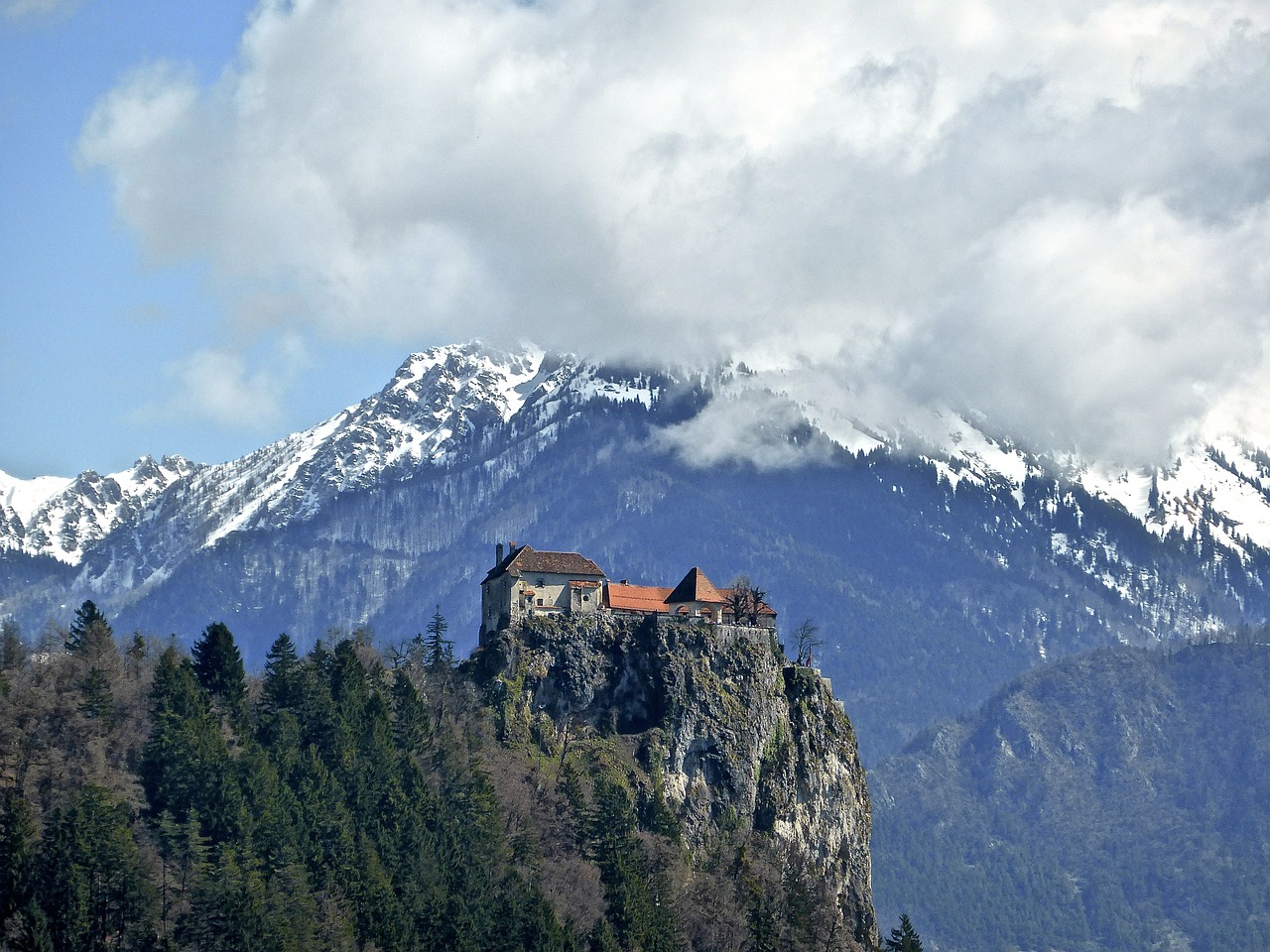 Pilis, Kalnai, Kalnų Viršuje, Istorinis, Pritraukimas, Viduramžių, Bled, Žinomas, Nemokamos Nuotraukos,  Nemokama Licenzija