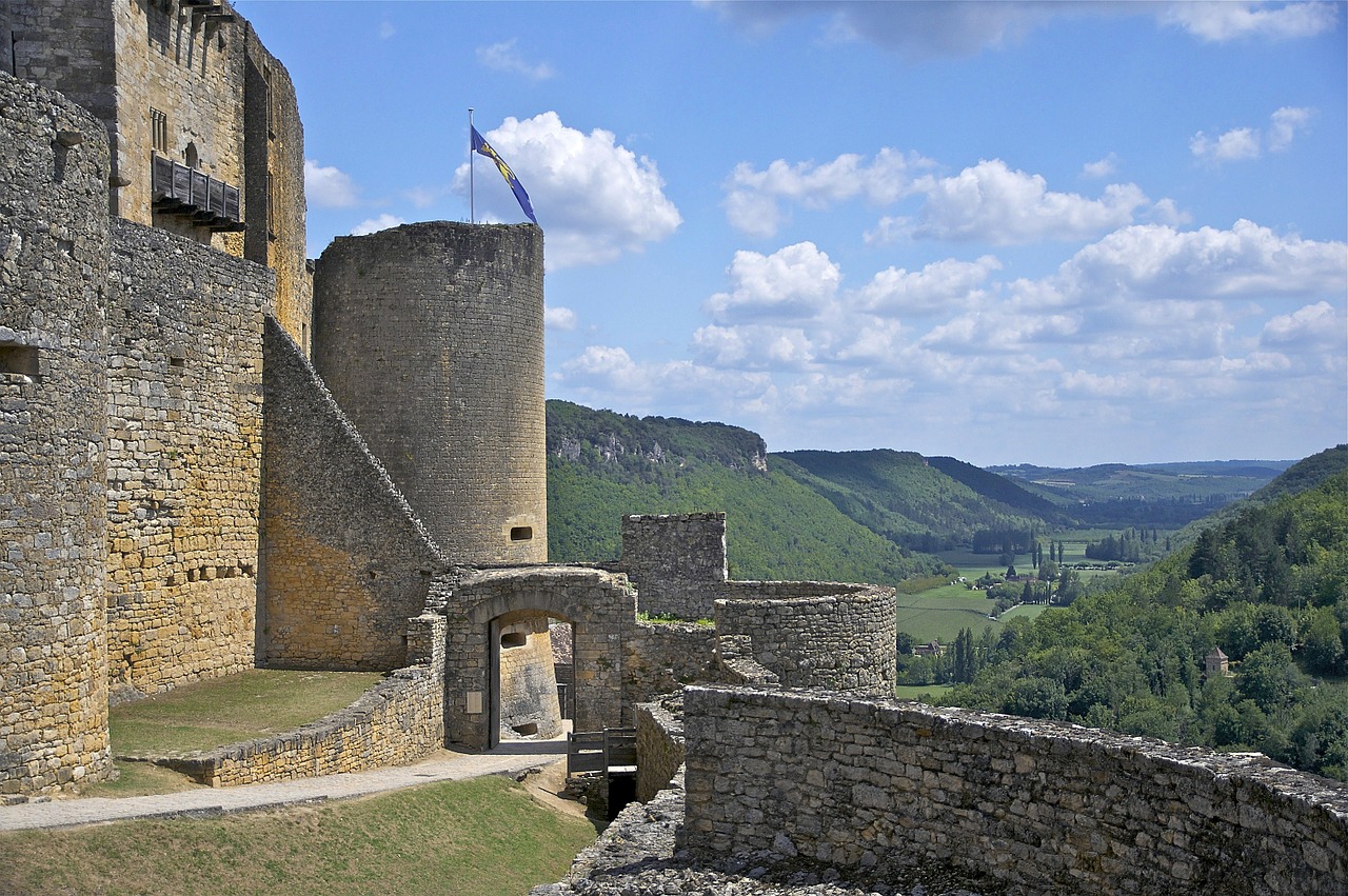 Pilis, France, Dangus, Miškas, Medžiai, Slėnis, Pastatas, Architektūra, Senas, Akmuo