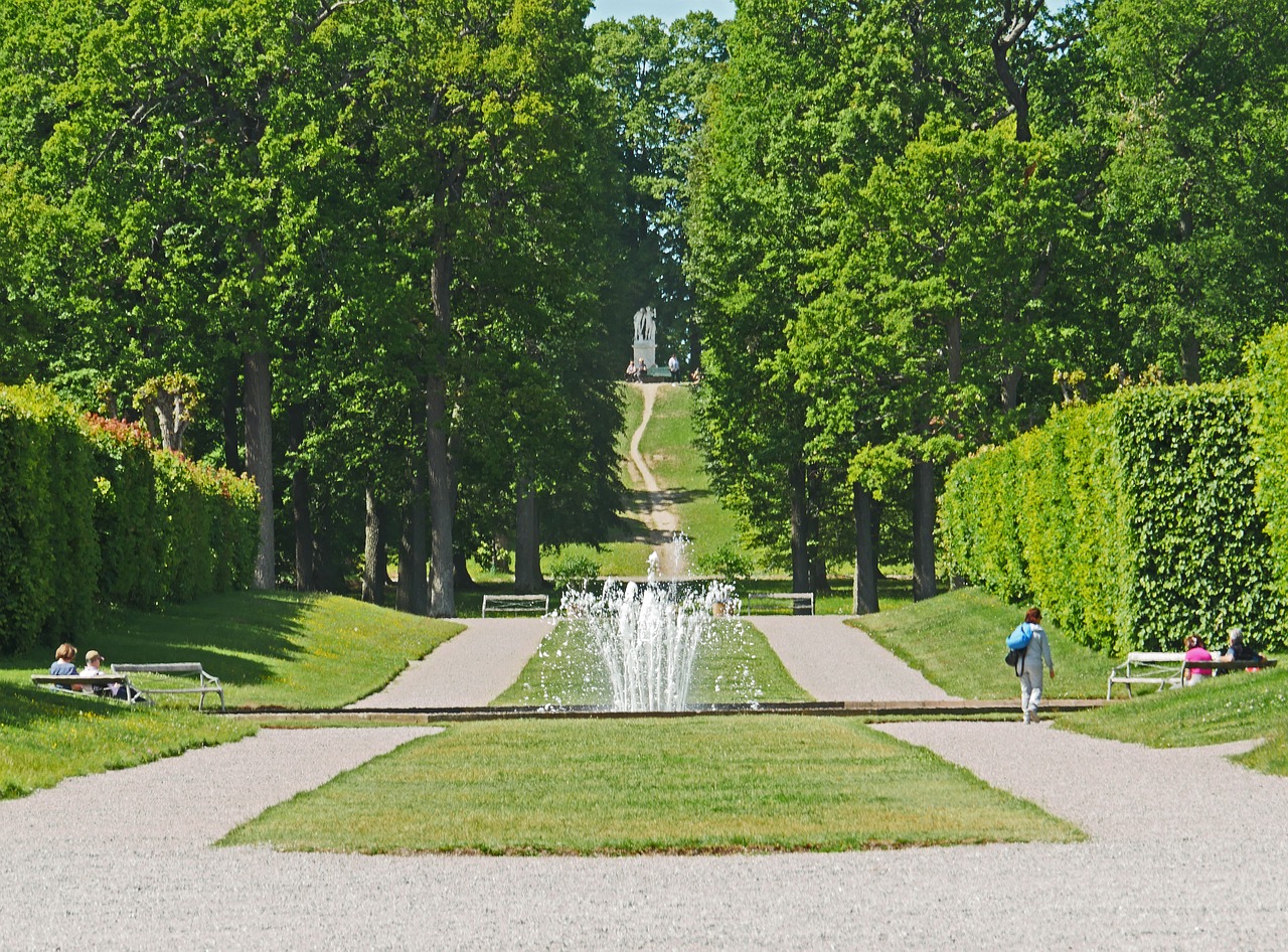 Pilies Parkas,  Drottningholmo,  Švedija,  Royal Palace,  Gyvenamoji Vieta,  Parkas,  Augalų,  Vandens Funkcija,  Fontanas,  Medis