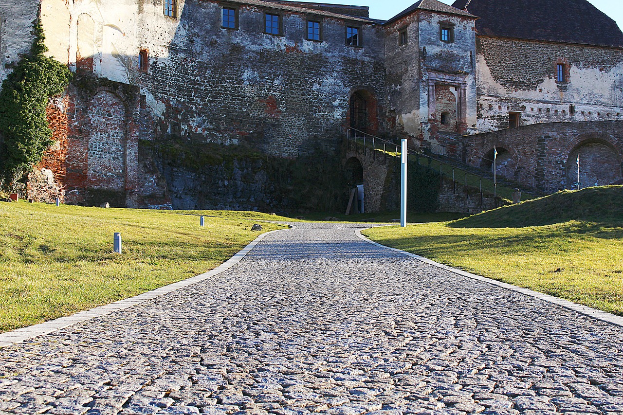 Pilies Siena, Pilis, Güssing, Burg Güssing, Nemokamos Nuotraukos,  Nemokama Licenzija