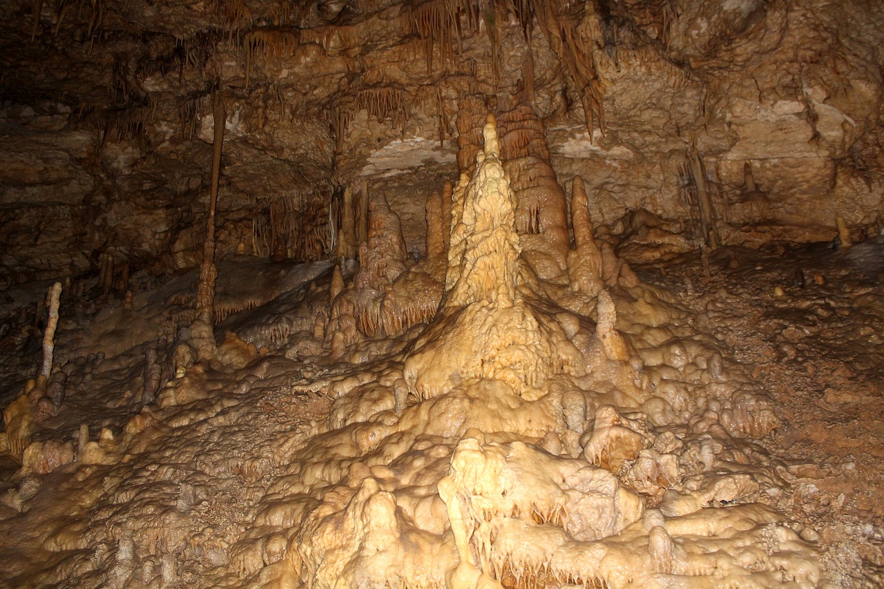 Urvas, Stalaktitai, Stalagmitai, Abchazija, Naujas Atosas, Ekskursija, Požeminis, Akmenys, Tamsi, Nemokamos Nuotraukos