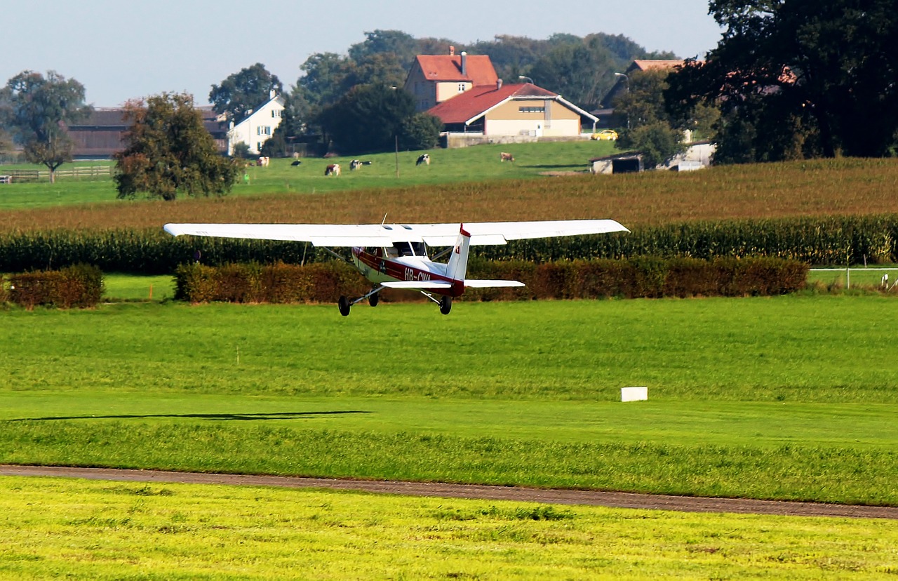 Cessna, Oro Uostas, Oro Transporto Eismas, Pradėti, Skristi, Sitterdorf, Thurgau, Šveicarija, Takas, Nemokamos Nuotraukos
