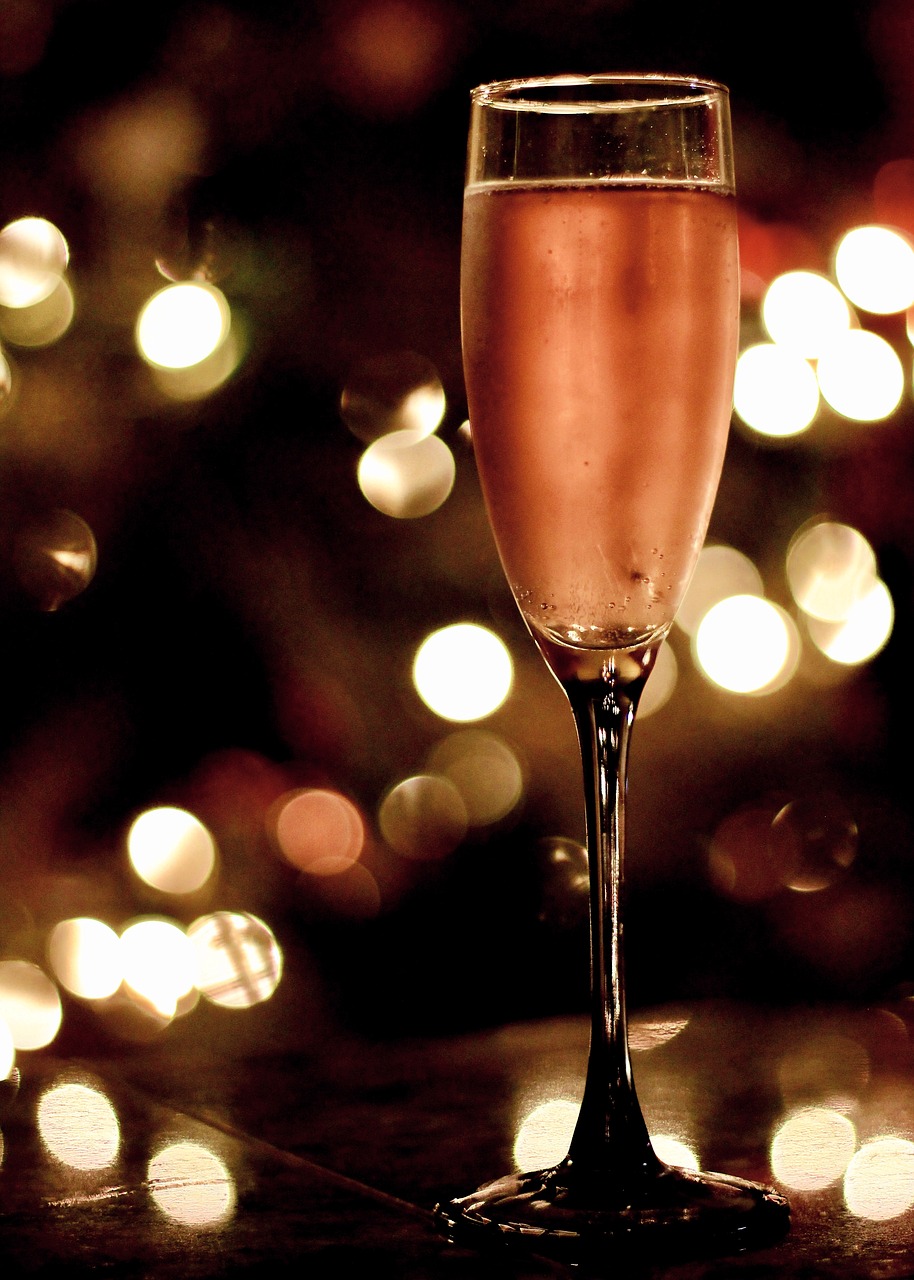 Šampanas,  Šventė,  Naujieji Metai,  Stiklo,  Vakarėlis,  Šventė,  Romantiškas,  Šventinis, Nemokamos Nuotraukos,  Nemokama Licenzija