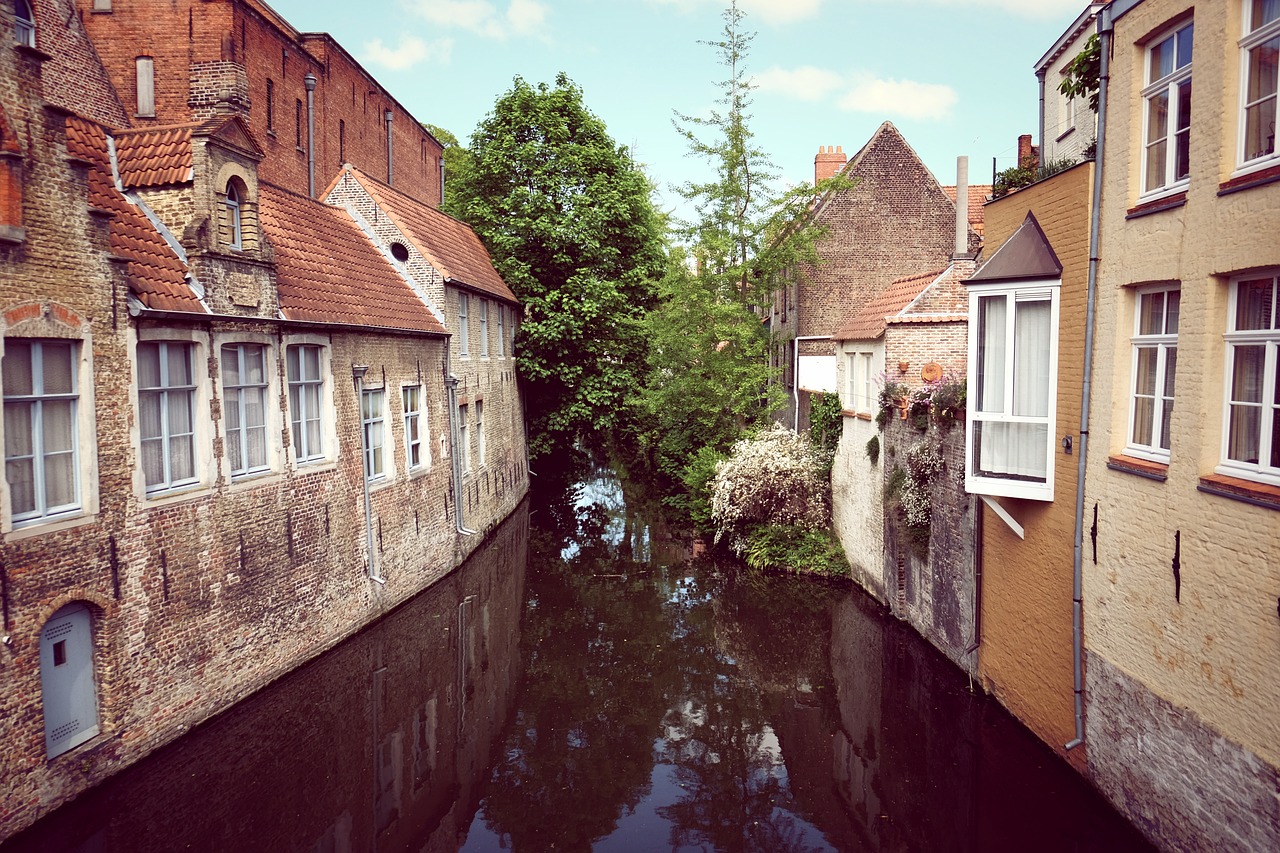 Kanalas, Vanduo, Brugge, Bruges, Vasara, Pavasaris, Ruduo, Saulėtas, Upė, Atspindys
