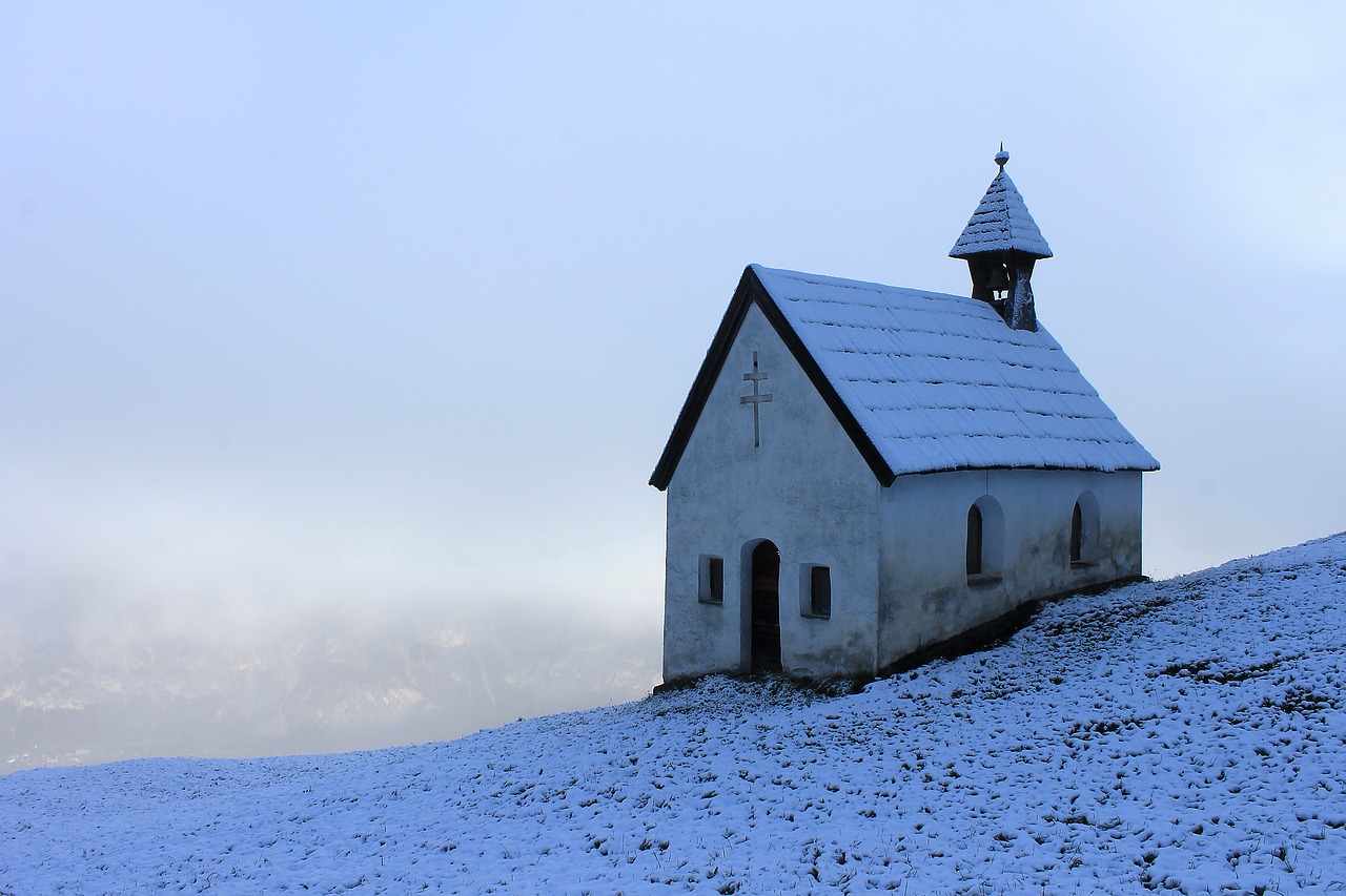 Koplyčia, Alpės, Religija, Ramybė, Tyla, Privatumas, Žiema, Snieguotas Kraštovaizdis, Žibintai, Saulėlydis